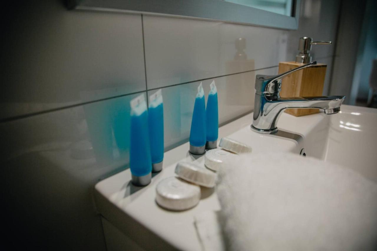 Jbhotels Apartament Comfort Hanza Tower Щецин Екстер'єр фото
